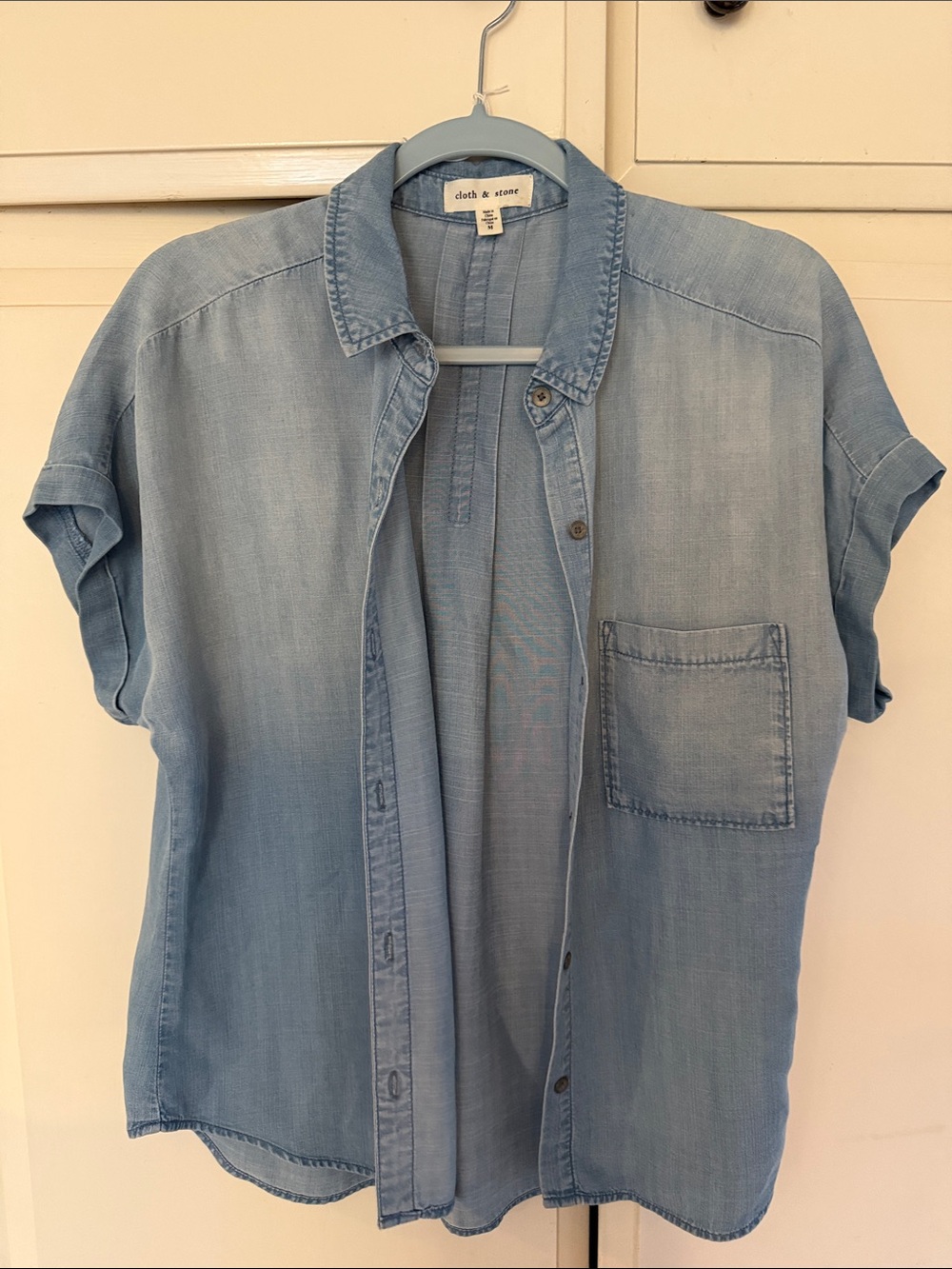 cloth & stone Light Chambray Short-Sleeve Button-Down Shirt